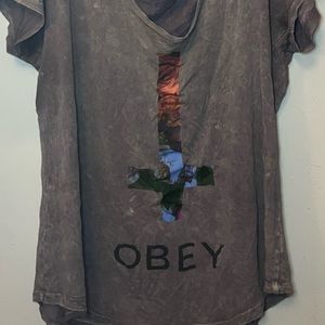 Vintage Obey Oversized Short Sleeve Top